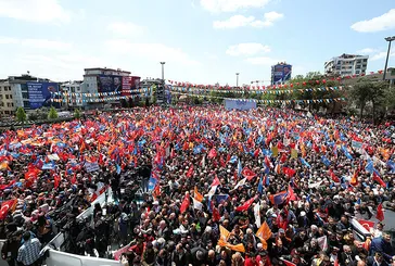 Seçime saatler kala Başkan Erdoğan'a büyük ilgi! Ümraniye'de 35 bin ve Sancaktepe'de 50 bin kişi!