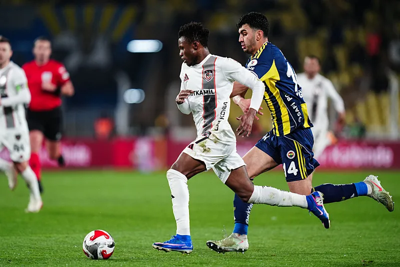 Spor yazarları Fenerbahçe - Gaziantep FK maçını değerlendirdi! "Katkısı sıfır" - 4