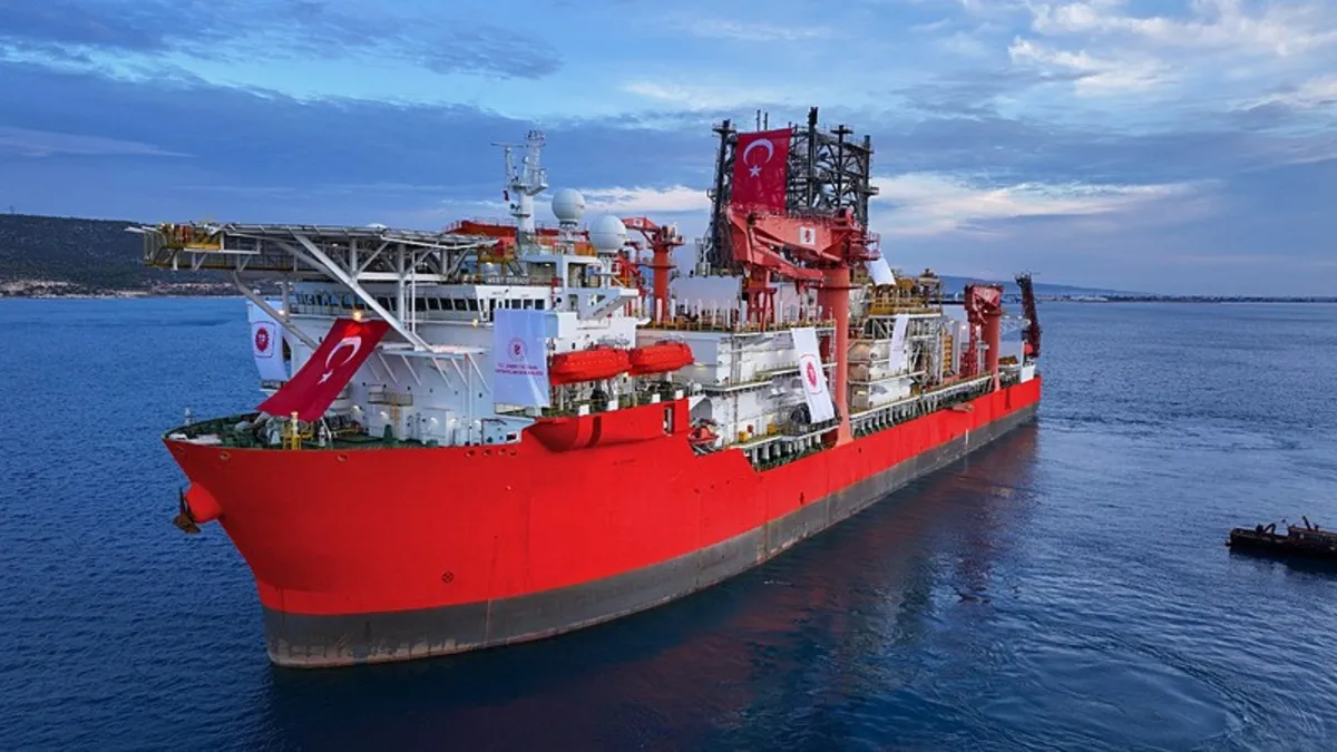 Bakan Bayraktar açıkladı! Somali’de petrol çıkarma çalışmaları için geri sayım başladı...