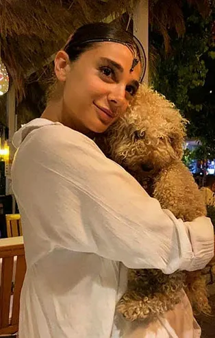 AK Parti'den Pınar Gültekin açıklaması