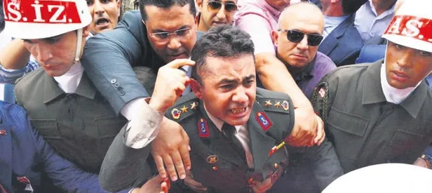 O albay ihraç edildi