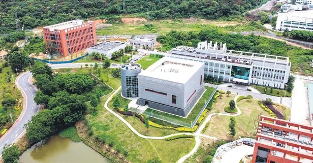 İngiliz medyası koronavirüsün yayıldığı iddia edilen Wuhan Viroloji Enstitüsü’nün sorumlusu Shi Zhengli'yi hedef aldı