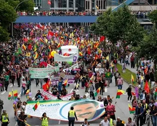 PKK paçavrasıyla yürüyenleri Alman polisi korudu