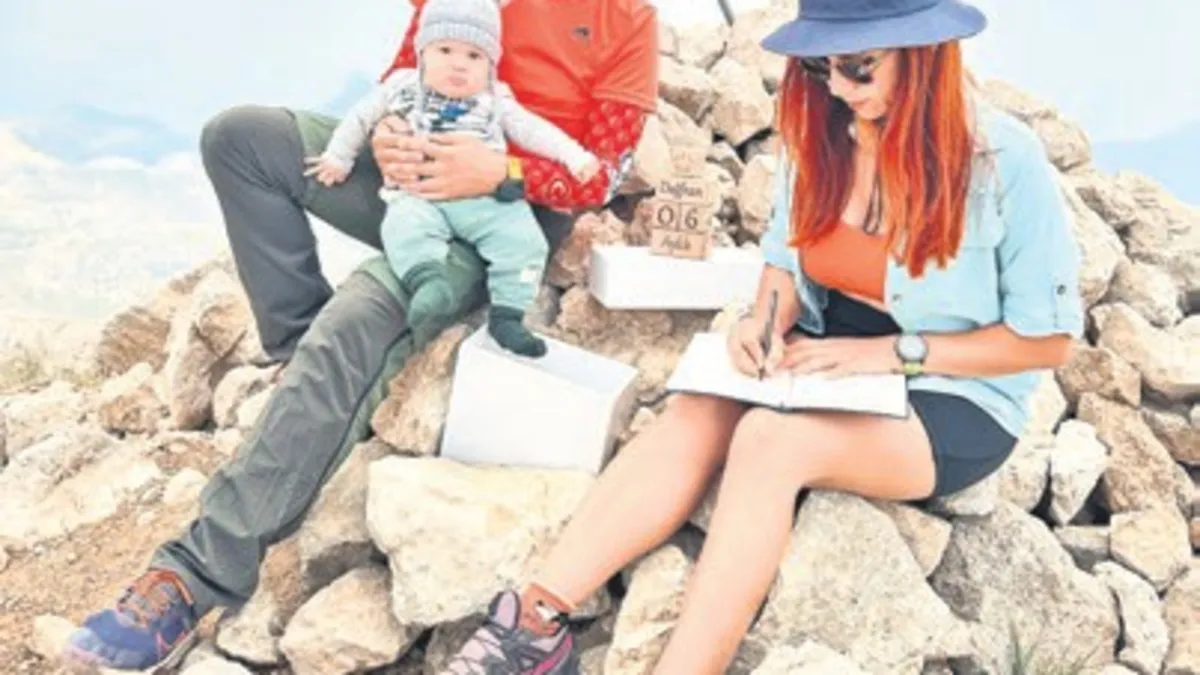 9 aylık Dağhan anne ve babasıyla 3 zirve yaptı