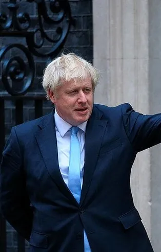 Son dakika: Anlaşmasız Brexit'i önleyecek tasarıya Kraliçe'den onay