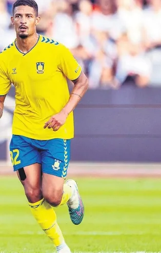 Alves pazarlığı! Trabzonspor Danimarkalı stoperin kulübünü ikna etme aşamasında