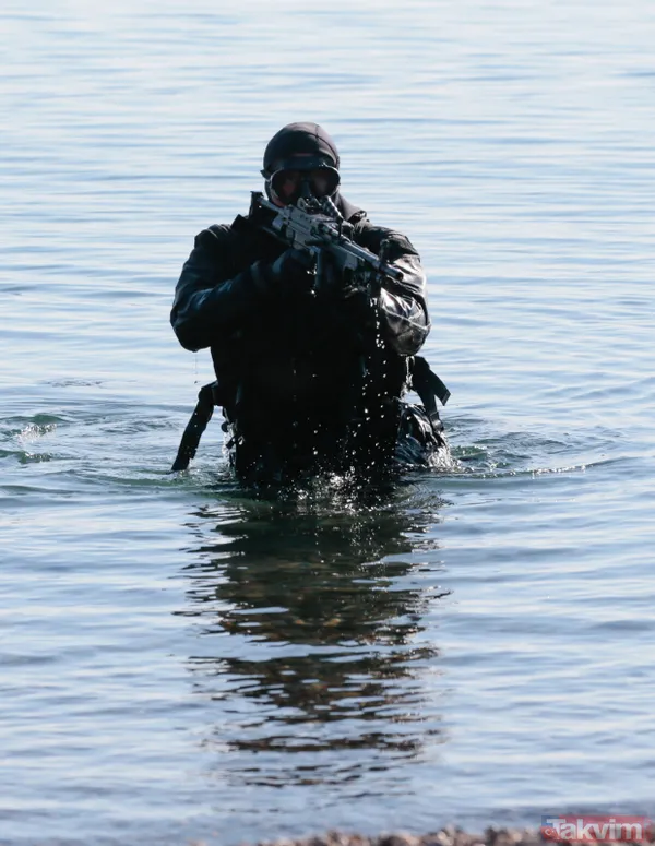 "Mavi Vatan 2019 Tatbikatı" devam ediyor | Deniz komandolarının çıkarma harekatı göz kamaştırdı - 41