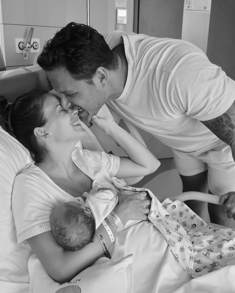 burak-celik-ikinci-kez-baba-mi-oluyor-ece-celik-hamile-mi-1774596515652.jpg Ece Çelik müjdeyi böyle duyurdu! Burak Çelik 8 ay sonra ikinci kez baba oluyor!-6