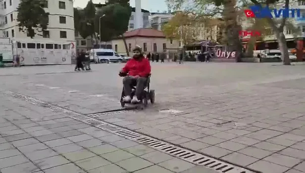 Sivilce sıkmak doğru mu? Sizin de başınıza gelebilir! Göbeğindeki sivilceyi sıktı felç kaldı