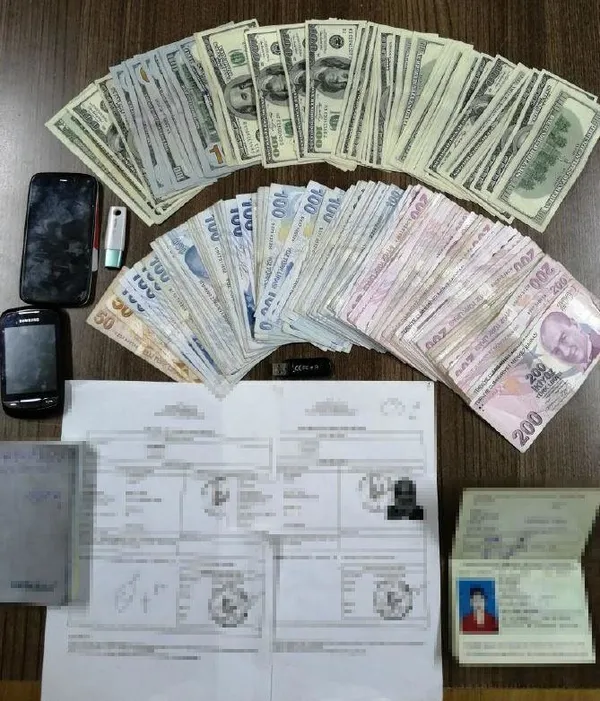 Son dakika: İstanbul’un 10 ilçesinde DEAŞ operasyonu! Örgütün finansçısı yakalandı-1