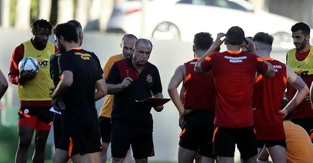 Galatasaray Da 2 Futbolcu Koronaviruse Yakalandi Takvim
