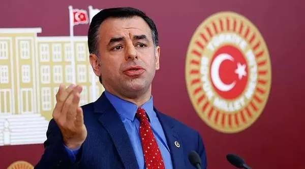 1691608354844.jpeg Tanju Özcan Barış Yarkadaş'ı bombaladı: Kupon belediyelerden Kadıköy'e aday yapıldı!-4