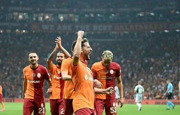Galatasaray'da Okan Buruk 3. turu işaret etti: "Tam takım değiliz güçleneceğiz"-1