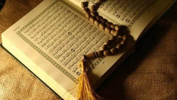 gulya-suresi-okunusu-turkce-anlami-arapca-yazilisi-fazileti-ve-diyanet-meali-1656675626815.jpg Kafirun (Gulya) Suresi - Kafirun (Gulya) Suresi okunuşu, Türkçe anlamı, Arapça yazılışı - Kafirun (Gulya) Suresi fazileti-2