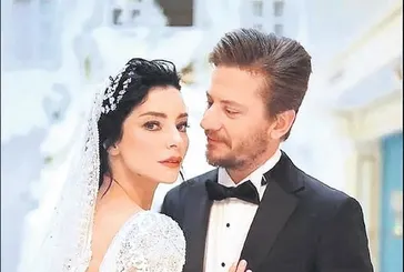Kafaları karıştıran paylaşım! Merve Boluğur ve Mert Aydın barıştı mı? Eski çifti köpek ifşaladı...