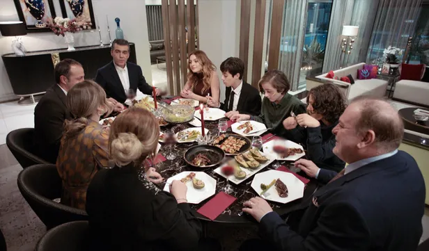 sadakatsizde-ali-bastan-anlamisti-maskara-edecek-beklenmedik-gelisme-taktigiyle-foyasini-arsa-cikariyor-1612435229536.jpg Sadakatsiz'de Ali baştan anlamıştı maskara edecek! Beklenmedik gelişme taktiğiyle foyasını arşa çıkarıyor-9