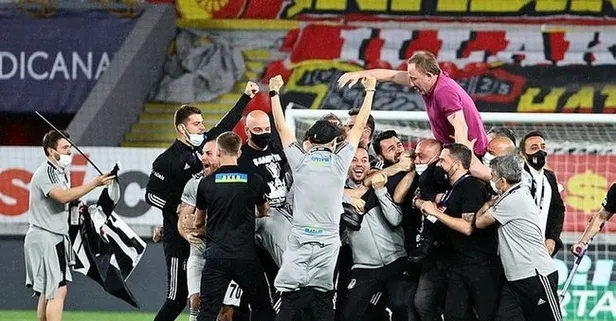 Beşiktaş şampiyonluk kutlaması saat kaçta hangi kanalda? Beşiktaş kutlama nasıl izlenir?