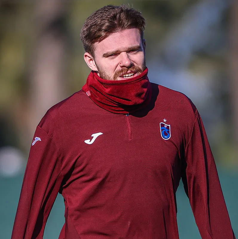 trabzonspora-arseniy-batagovdan-soke-eden-haber-sezonu-kapatabilir-1774020635861.jpeg Trabzonspor'a Arseniy Batagov'dan şoke eden haber! Sezonu kapatabilir-2