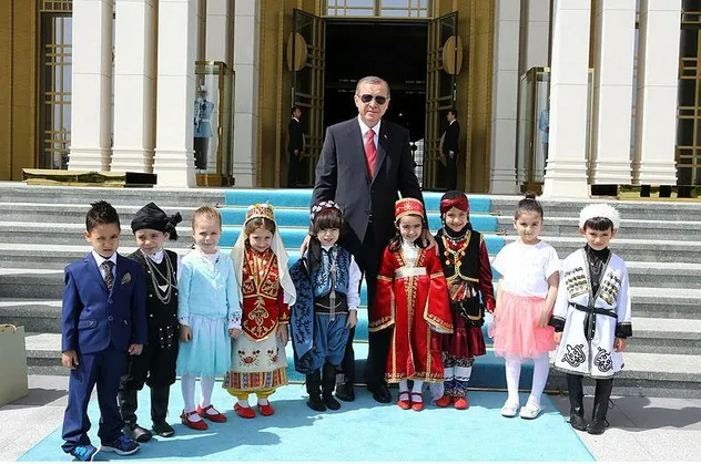 Başkan Erdoğan'ın açıkladığı reformlar tek tek hayata geçiriliyor: 22.8 milyon çocuğa gelecek garantisi