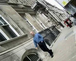FETÖcü Akın İpek İngilterede görüntülendi