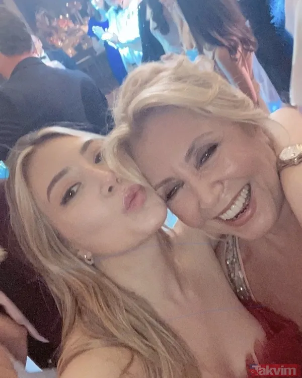 Mehmet Ali Erbil'in tacizini ifşa etmişti! Karnı burnunda olan Ece Ronay hem alttan hem üstten açtı o pozuna yorum yağdı: "Sen Rihanna mısın?" - 20