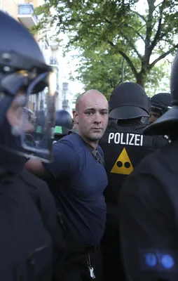 Almanya'da polis faşizmi yasalaştı