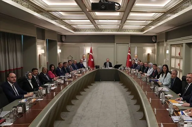 AK Parti MYK toplantısı sona erdi