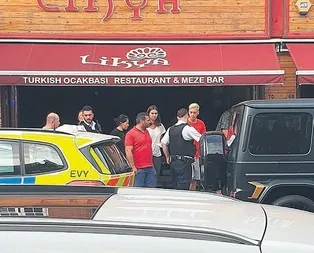 Mesut Özil ve Kolasinac Londrada bıçaklı saldırıya uğradı