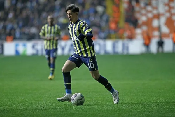 arda-turandan-arda-gulere-tavsiye-hic-dusunme-barcaya-git-1688420173964.jpeg Arda Turan'dan Arda Güler'e tavsiye: '"Hiç düşünme Barça'ya git"-4