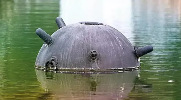 rusya-ukrayna-savasindan-son-dakikalar-karadenizde-serseri-mayin-tehlikesi-her-birinde-20-kilo-tnt-var-deniz-k-1647931006215.jpg Rusya Ukrayna savaşından son dakikalar... Karadeniz'de serseri mayın tehlikesi: Her birinde 20 kilo TNT var! Deniz Kuvvetleri NAVTEX yayınladı-4