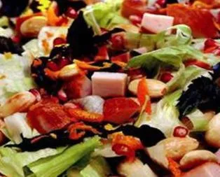 Füme Tavuklu Salata