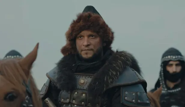 sen-resmen-eceline-geldin-togay-kurulus-osman-51-bolum-fragmani-dis-bileyip-teyakkuza-geciyor-1616014498784.jpg Sen resmen eceline geldin Togay! Kuruluş Osman 51. bölüm fragmanı: Diş bileyip teyakkuza geçiyor!-4