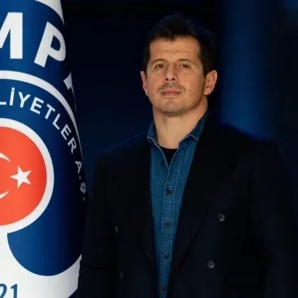 Kasımpaşa Emre Belözoğlu ile anlaştı