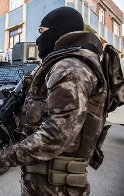 3 ilde eş zamanlı DEAŞ operasyonu