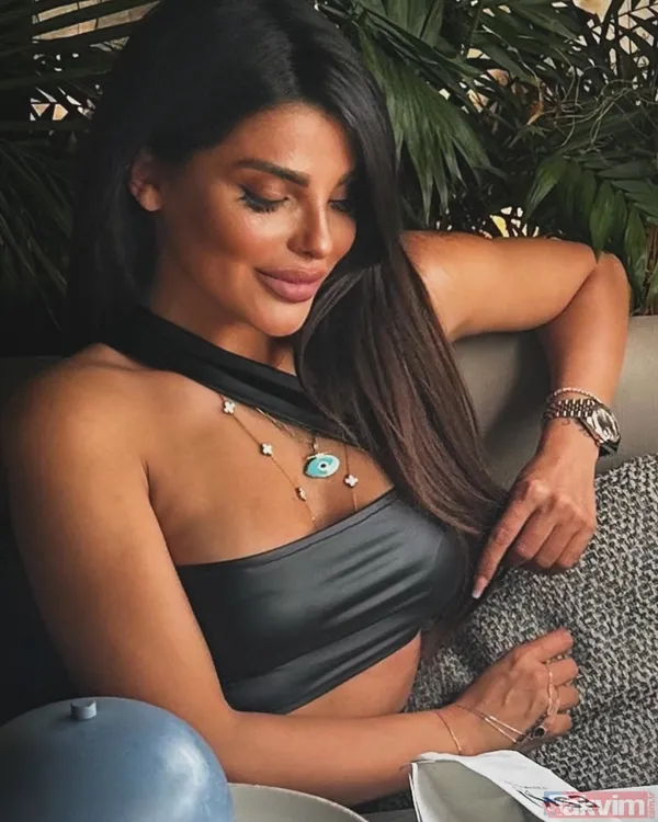 Arzu Sabancı’nın gelini Nazlı Sabancı ile tatile çıkmıştı! Hakan Sabancı ile aşk yaşayan Hande Erçel’den ‘müstakbel eltiye’ veto! - 17