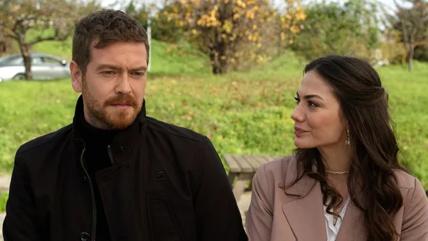 seruveni-ansizin-noktalanacak-yayin-akisini-sikintiya-soktu-rafa-kaldiriliyor-tv8den-flas-karar-ilerleyen-gunlerde-1613245572941.jpg Serüveni ansızın noktalanacak yayın akışını sıkıntıya soktu! Rafa kaldırılıyor TV8'den flaş karar ilerleyen günlerde...-10