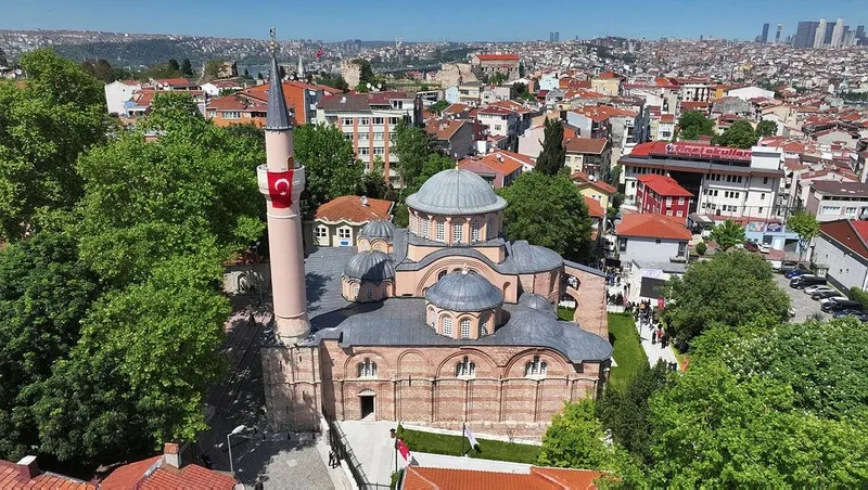 yunanistanda-kariye-camii-hazimsizligi-ibadete-acilmasindan-rahatsiz-oldular-1715151366588.jpeg