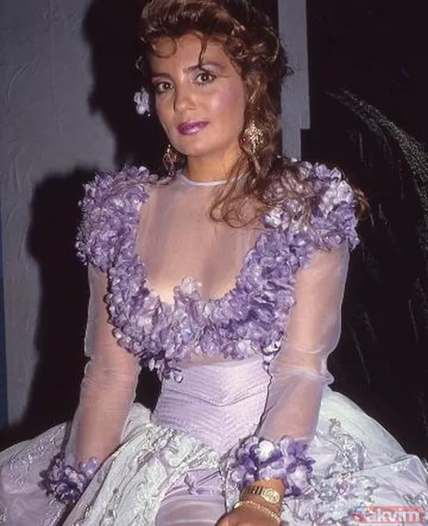 Yeşilçam’ın gamzeli güzeli Bahar Öztan’ın o röportajı dikkat çekti! “O sırlar benimle mezara gidecek” Fahriye Evcen ve Hande Erçel detayı... - 9