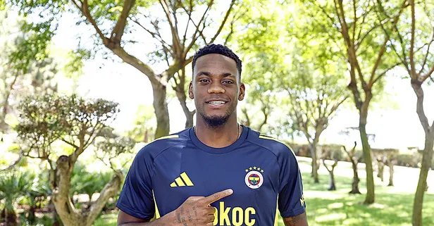 Jhon Duran'dan ilk sözler! "Teklifler vardı"