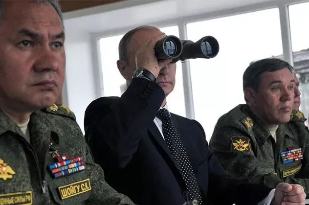 Vladimir Putin hakkında şok iddia: Kendisini tuğgeneral ilan etti cepheye taktik yolluyor
