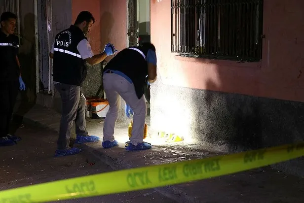 Adana’nın Seyhan ilçesinde eve atılan EYP paniğe neden oldu-1