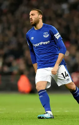 İngiltere'de Cenk Tosun'a şok!