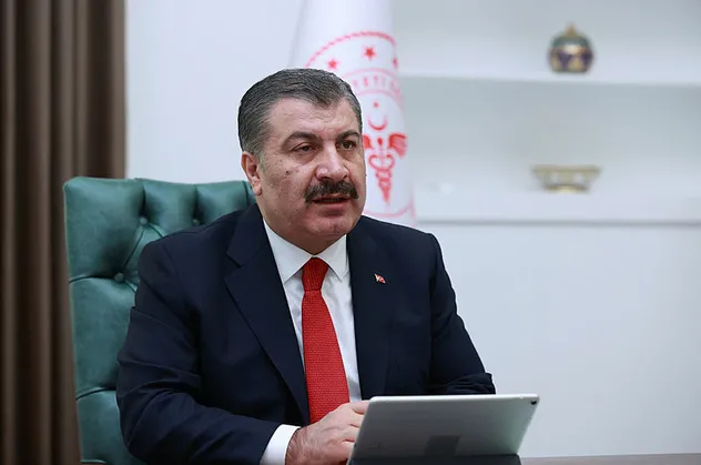 Son dakika: Sağlık Bakanı Fahrettin Koca'dan futbol kulüplerine ve kulüpler birliğine teşekkür!