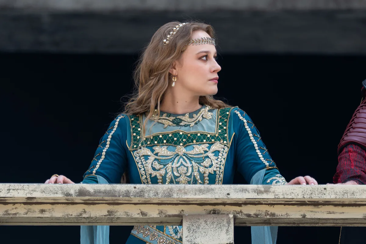 ask-ve-tahtin-yildizi-merjem-iljaktan-destina-rolune-ozel-hazirlik-1787820907342.jpg Aşk ve Taht'ın yıldızı Merjem Šiljak’tan Destina rolüne özel hazırlık-4