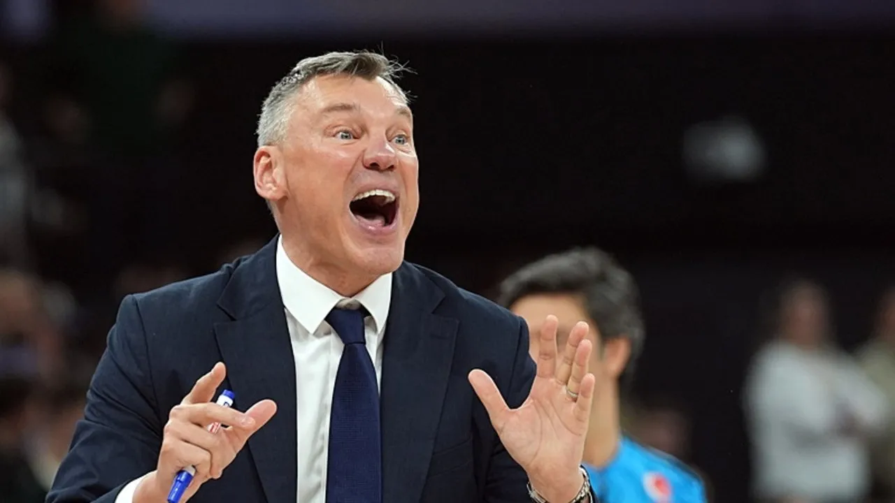 Sarunas Jasikevicius yılın koçu seçildi!
