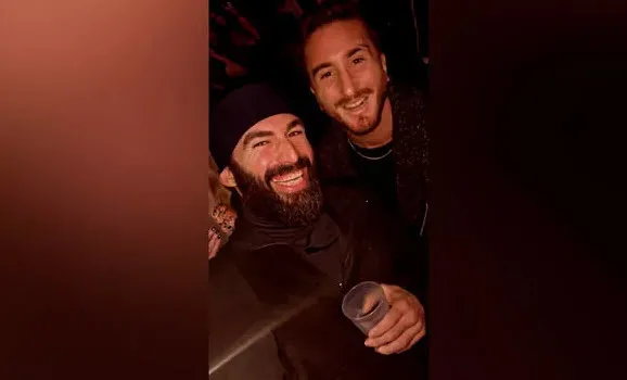 Survivor Turabi'den +18 paylaşım görenlerin nutku tutuldu! Aman n'apıyorsun Turabi! Bu kez iş çıplak kadınlarla paylaşımdan çıktı-9
