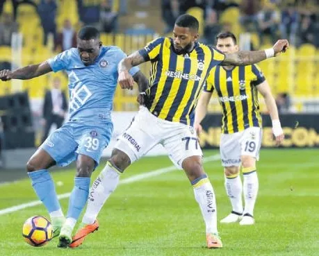 Lens’ten ses çıkmazsa Feghouli seferi!