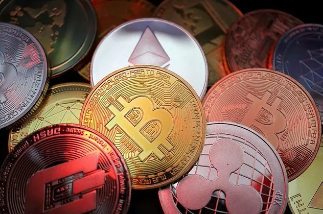 Elon Musk'tan Bitcoin'e kırık kalp emojili darbe! Bitcoin bir anda çakıldı