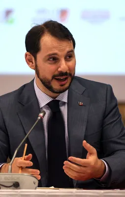 Bakan Albayrak: 2018 bitmeden dünyaya damga vuracağız