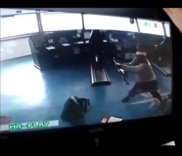 son-dakika-nijerya-aciklarinda-turk-gemisini-kaciran-korsanlarla-ilk-temas-kuruldu-1611841523016.jpg SON DAKİKA: Nijerya açıklarında Türk gemisini kaçıran korsanlarla ilk temas kuruldu-4